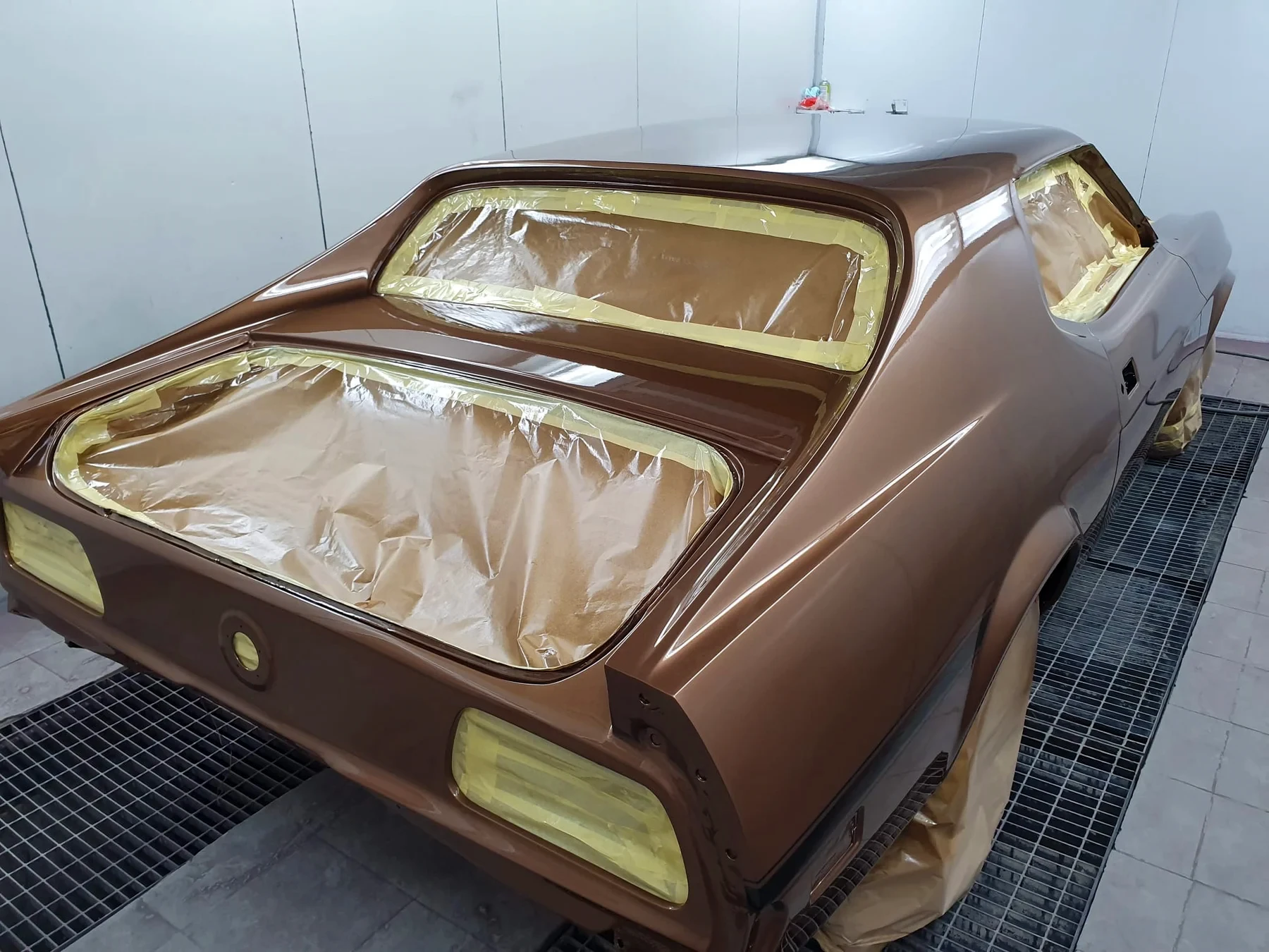 Ford Mustang — Colour